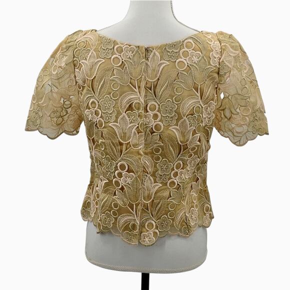 Handmade Floral Embroidered Top Shell Gold Tan Scalloped Zipper Back Size Small - Picture 4 of 9